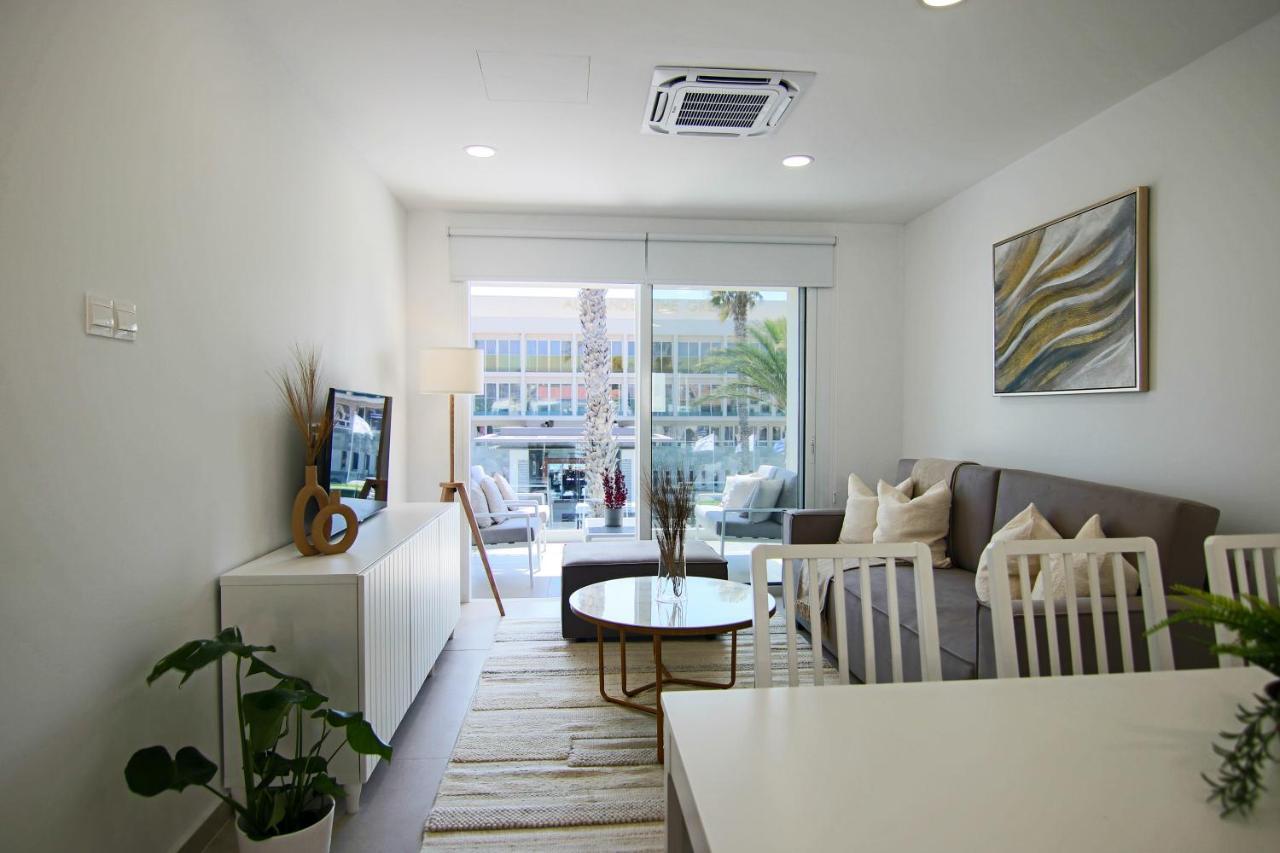 Appartamento Phaedrus Living: Seaview Luxury Flat Limnaria 114 Paphos Esterno foto